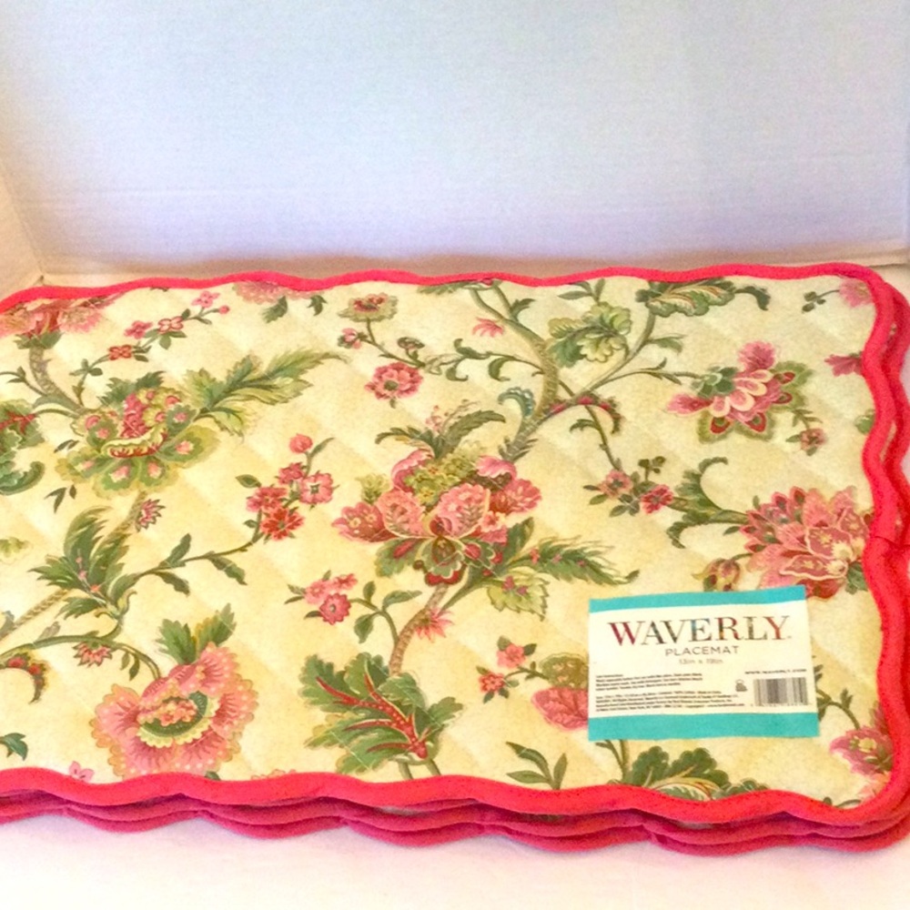 NWT Waverly set of 4 placemats
